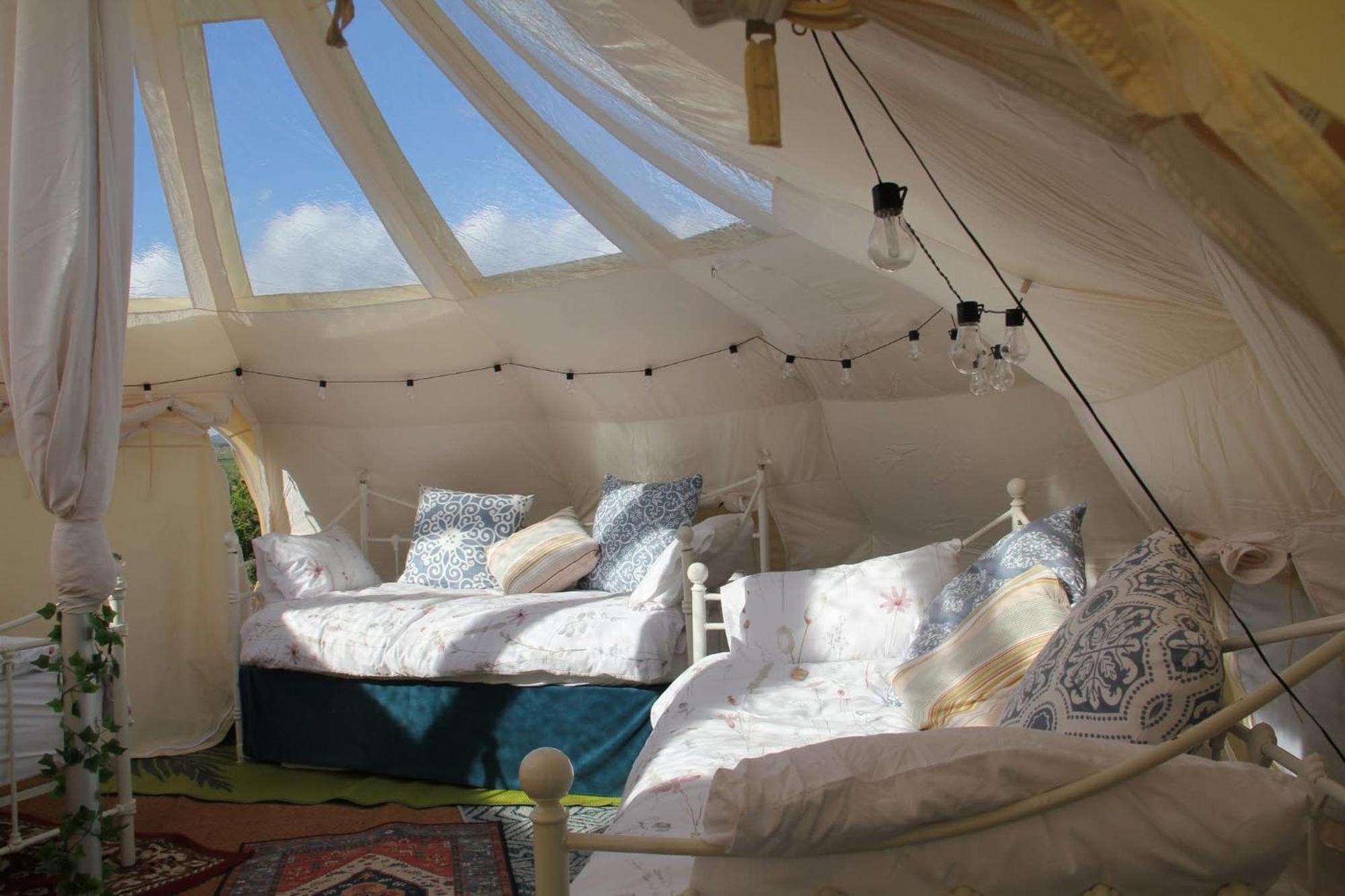 ברידג'נד Tal-Y-Fan Farm 6M Stargazer Tent מראה חיצוני תמונה